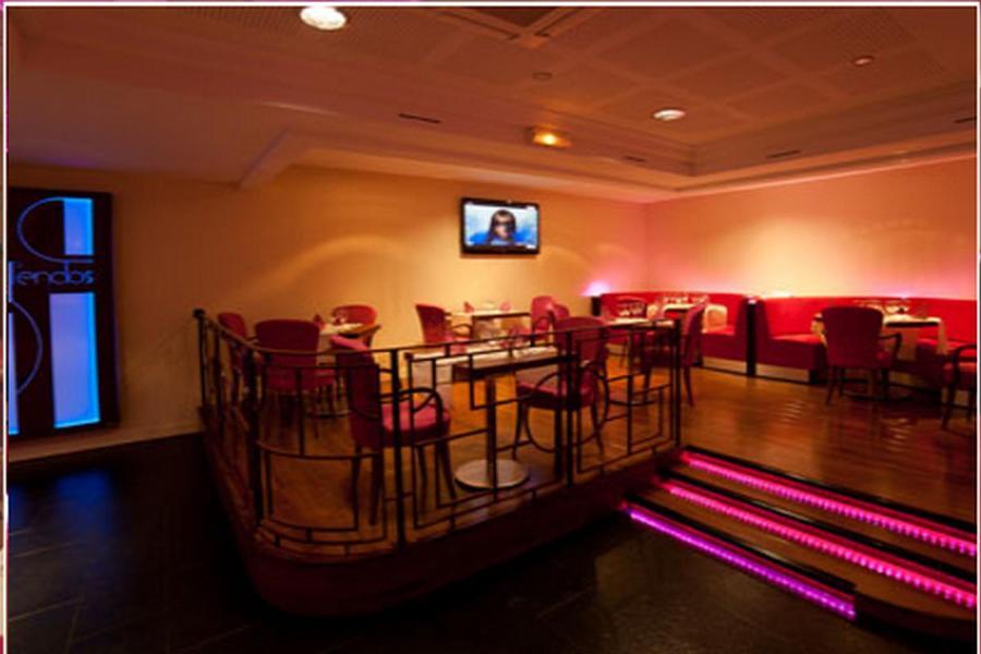 Logis Hotels - Hotel Restaurant L Enclos Donneville Bagian luar foto